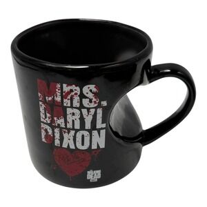 AMC The‎ Walking Dead Mug Black Mrs Daryl Dixon Heart Blood Splatter